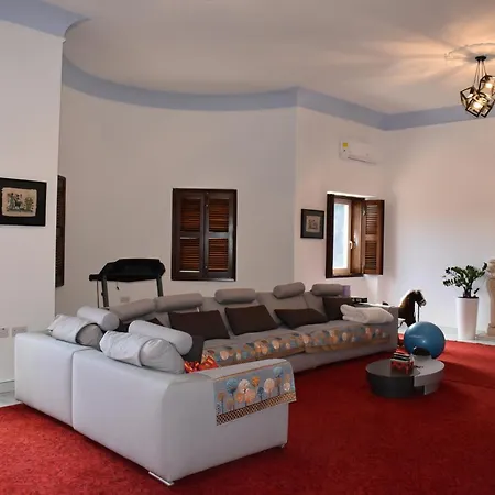 Rum i privatbostad Secret - Rose