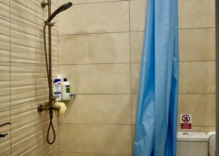 Secret - Rose Rum i privatbostad Tarxien