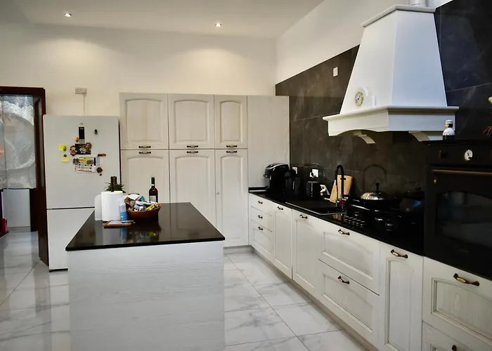 Pansiyon Secret - Rose Tarxien